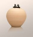 Arthea Urn